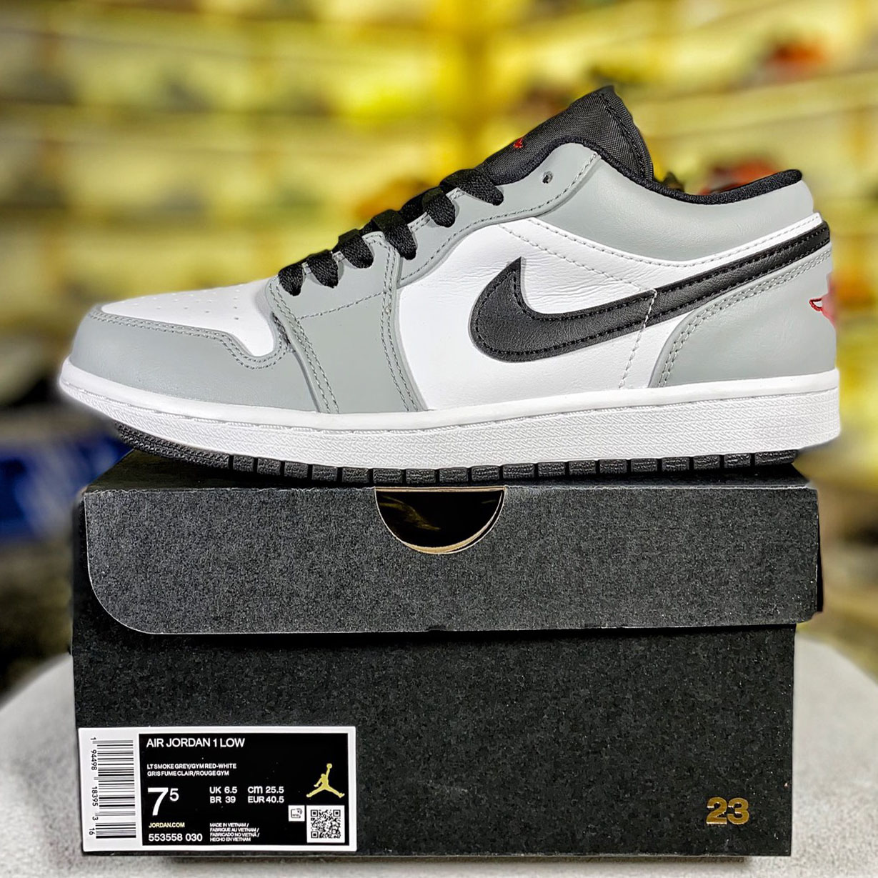 Air Jordan 1 Low Light Smoke Grey 553558 030