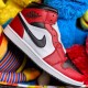 Air Jordan 1 Mid Chicago Black Toe 554724 069