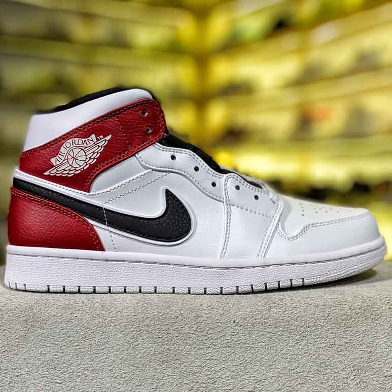 Air Jordan 1 Mid  Chicago White Black Gym Red 554724-116