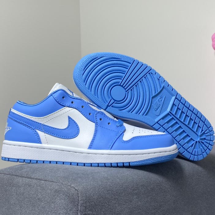 Air Jordan 1 Low UNC University Blue/White AO9944-441