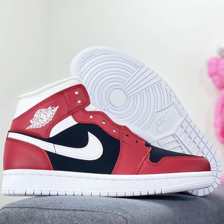 Air Jordan 1 Mid WMNS Gym Red BQ6472-601