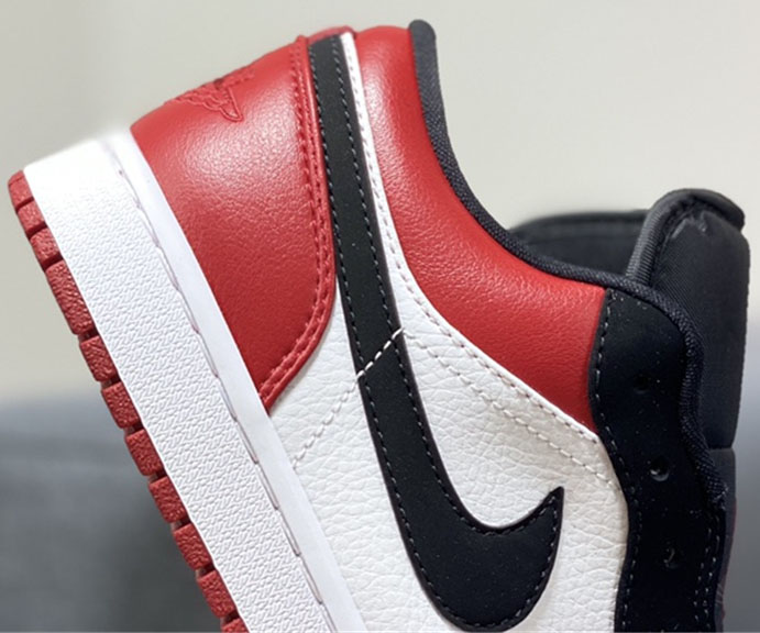 Air Jordan 1 Low Black Toe  Black White/Black-Gym Red 553558 116