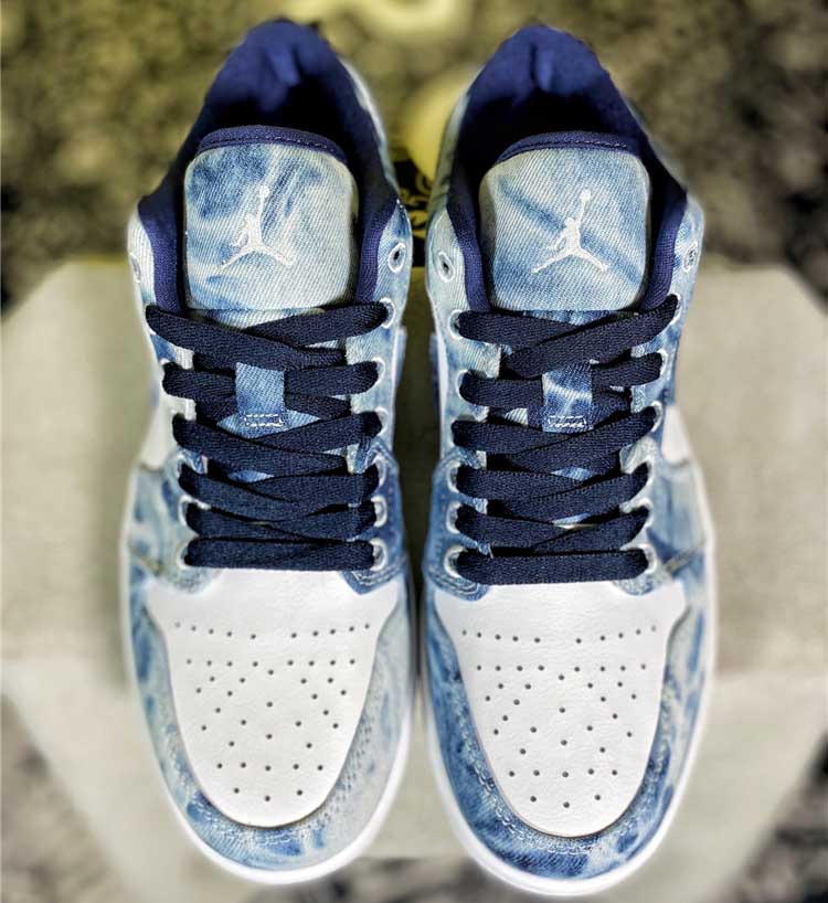 Air Jordan 1 Low Washed Denim CZ8455-100