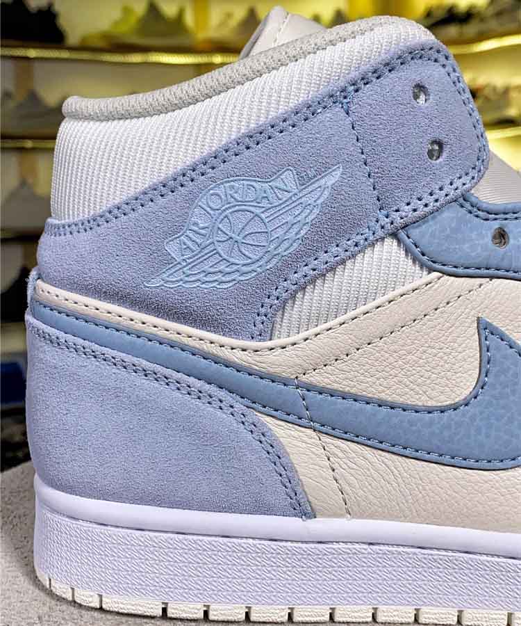 Air Jordan 1 Mid DA4666-100