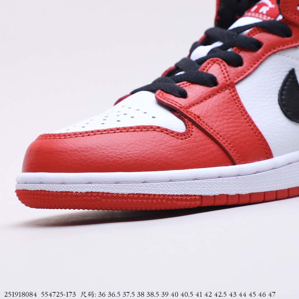 Air Jordan 1 Mid Chicago 554725-173