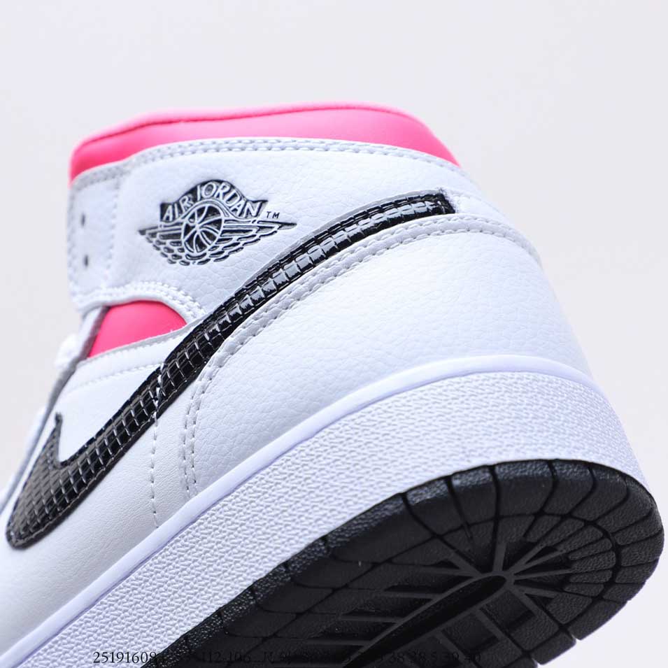 Air Jordan 1 Mid Hyper Pink 555112-106