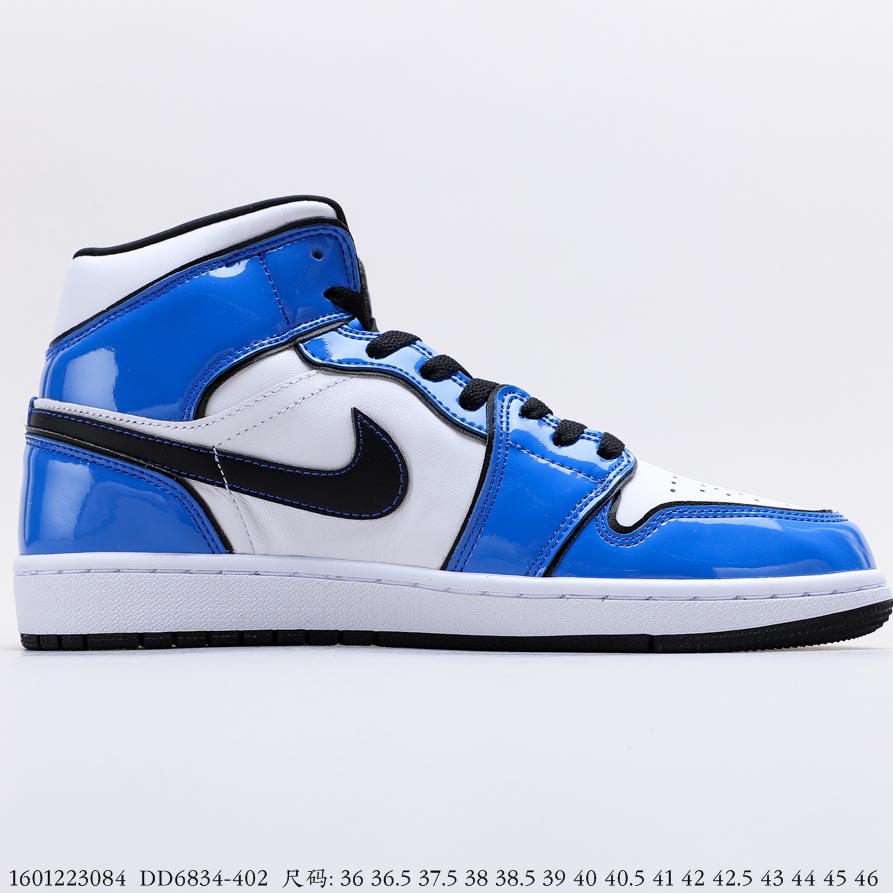 Air Jordan 1 Mid Signal Blue DD6834-402