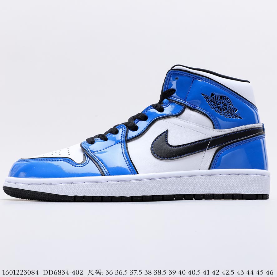 Air Jordan 1 Mid Signal Blue DD6834-402