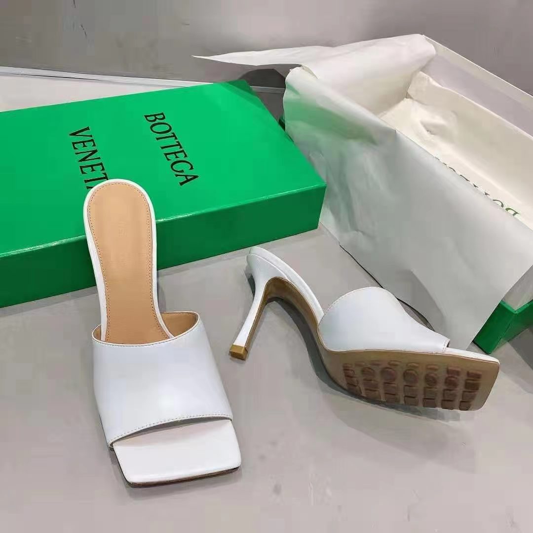 Bottega Veneta Mules