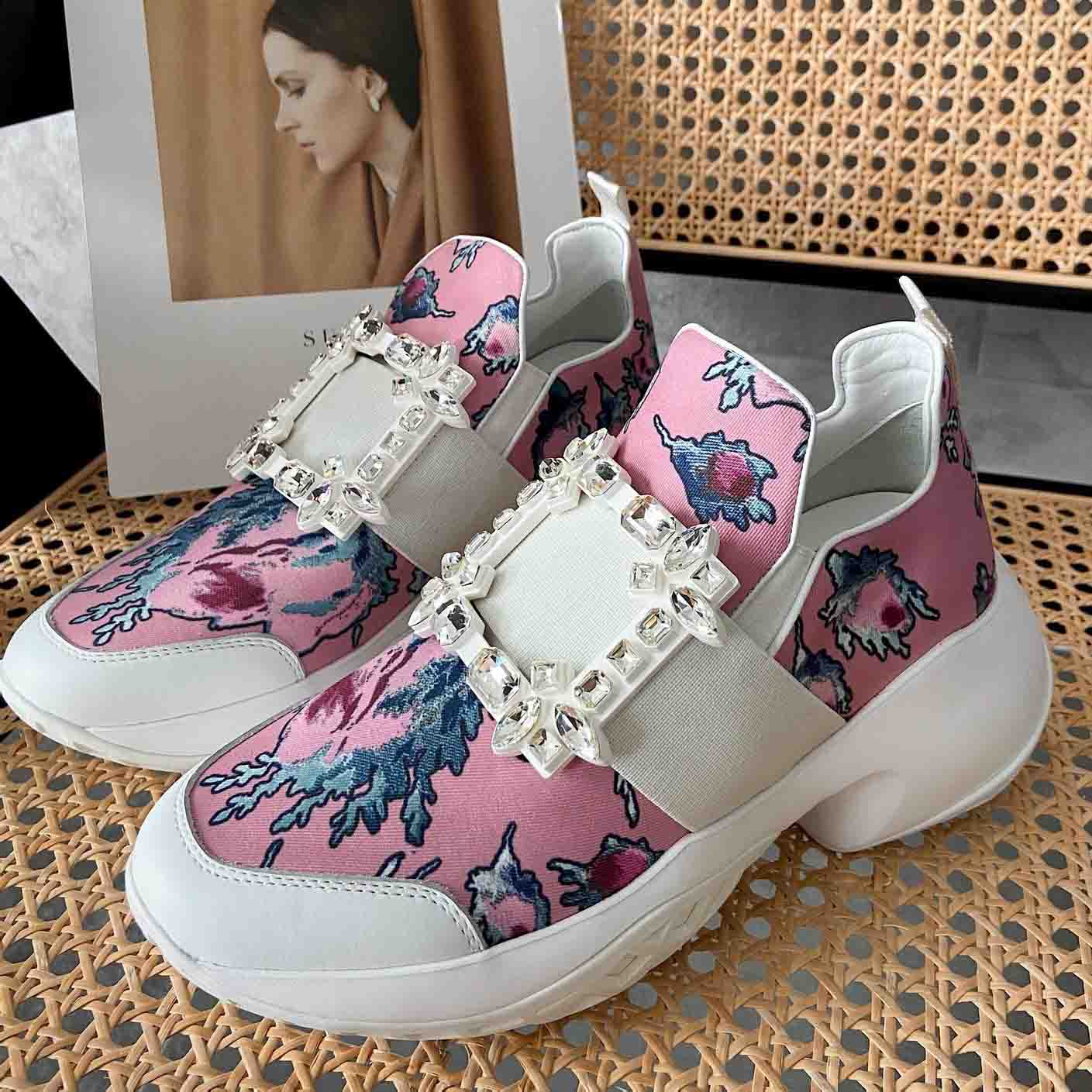 Roger Vivier Run Strass Crystal Buckle Run floral Sneakers