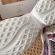 Roger Vivier Run Strass Crystal Buckle Run floral Sneakers