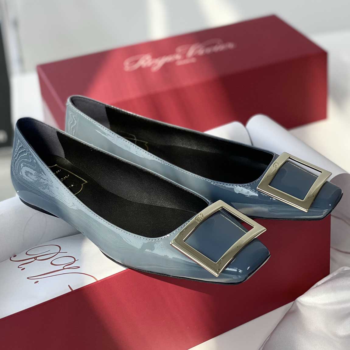 Roger Vivier Trompette Bellerine patent-leather ballet flats blue