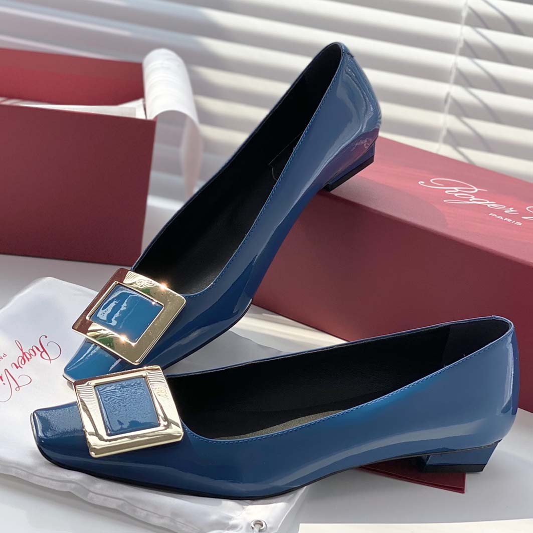 Roger Vivier Belle Vivier Metal Buckle Ballerinas flats  in Leather