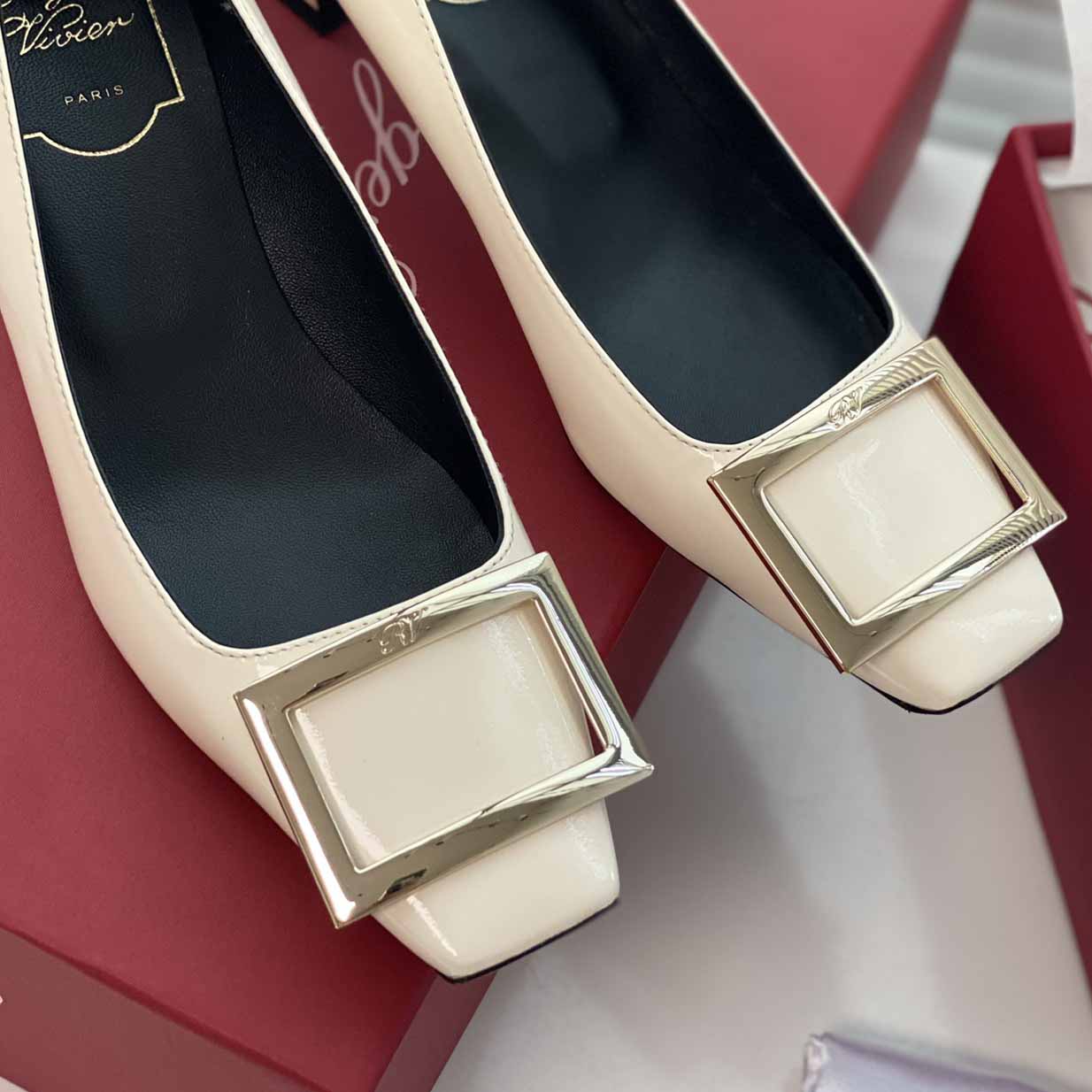 Roger Vivier Trompette 45mm patent leather pumps