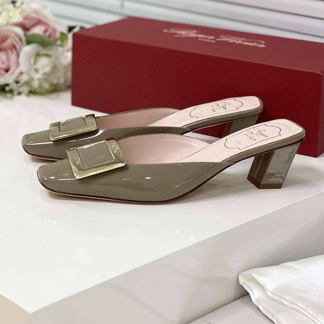 Roger Vivier Belle Vivier Metal Buckle 45 mm Mules in Patent Leather