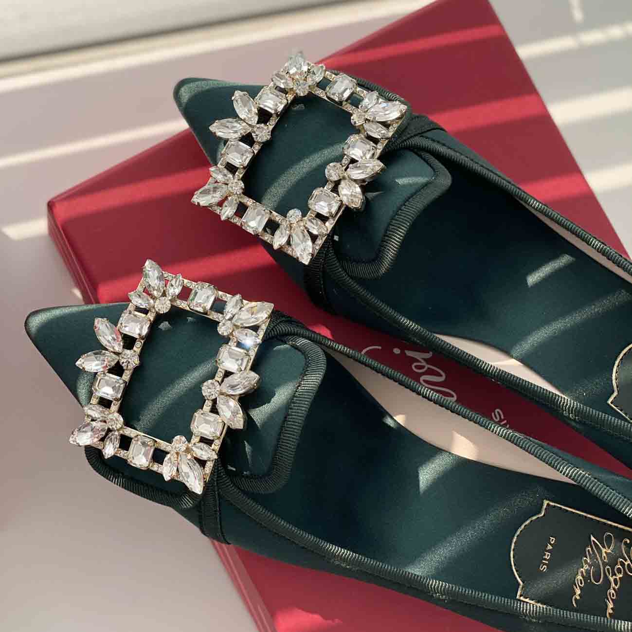 Roger Vivier Crystal Buckle 35mm Pumps