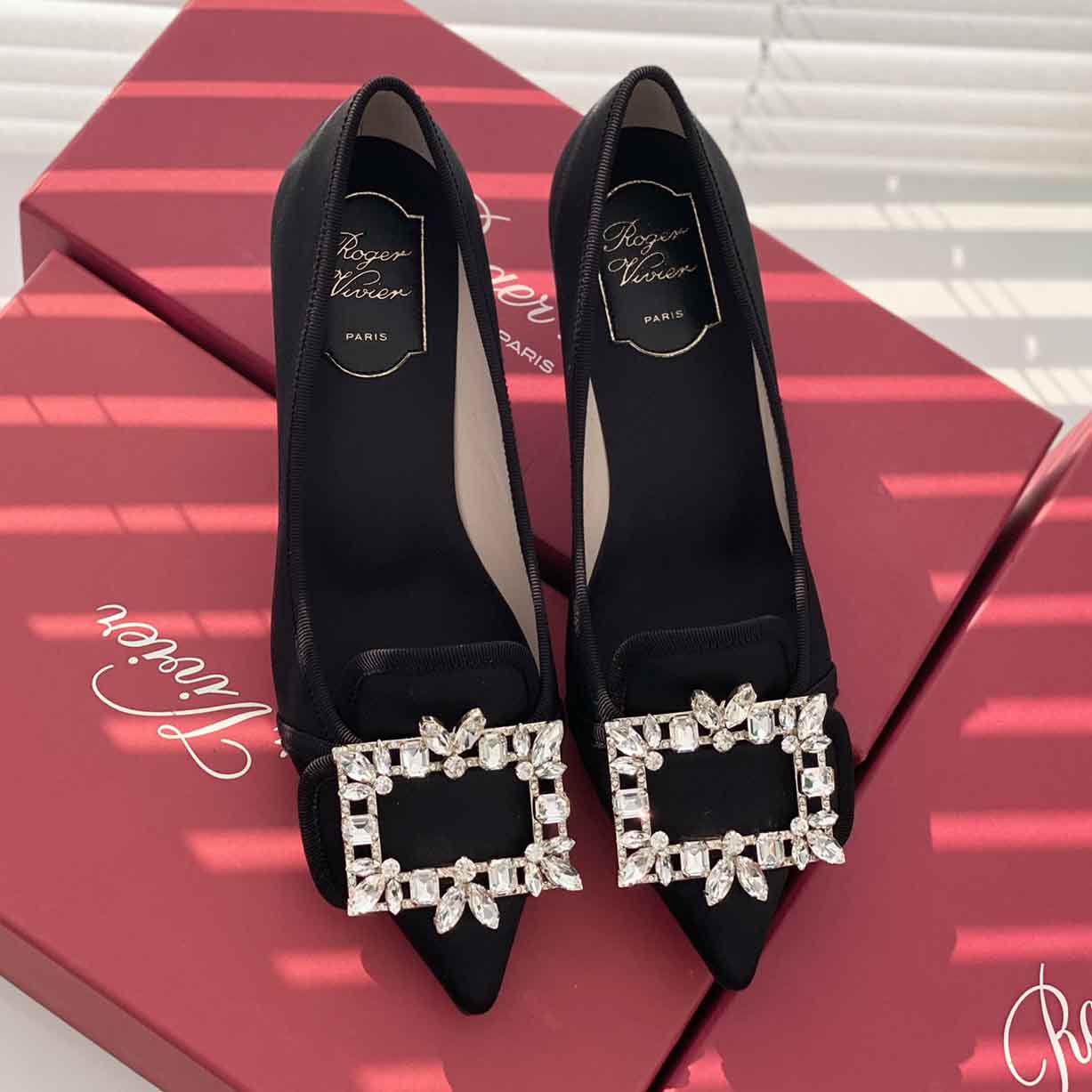 Roger Vivier Crystal Buckle 35mm Pumps