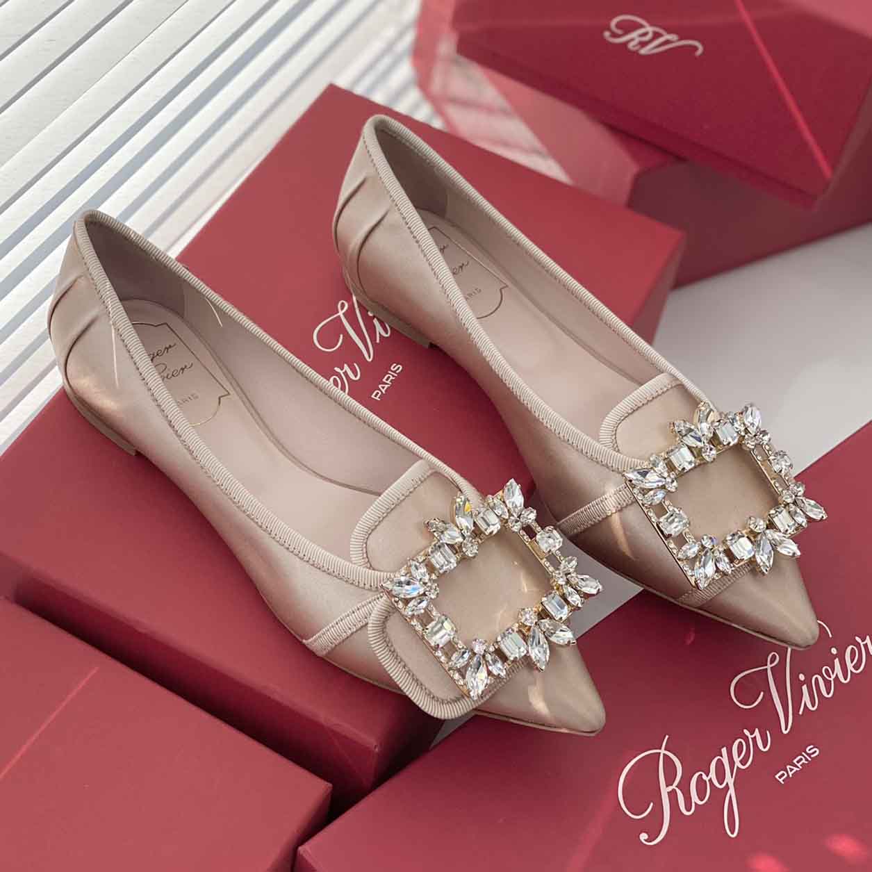 Roger Vivier Crystal Flats