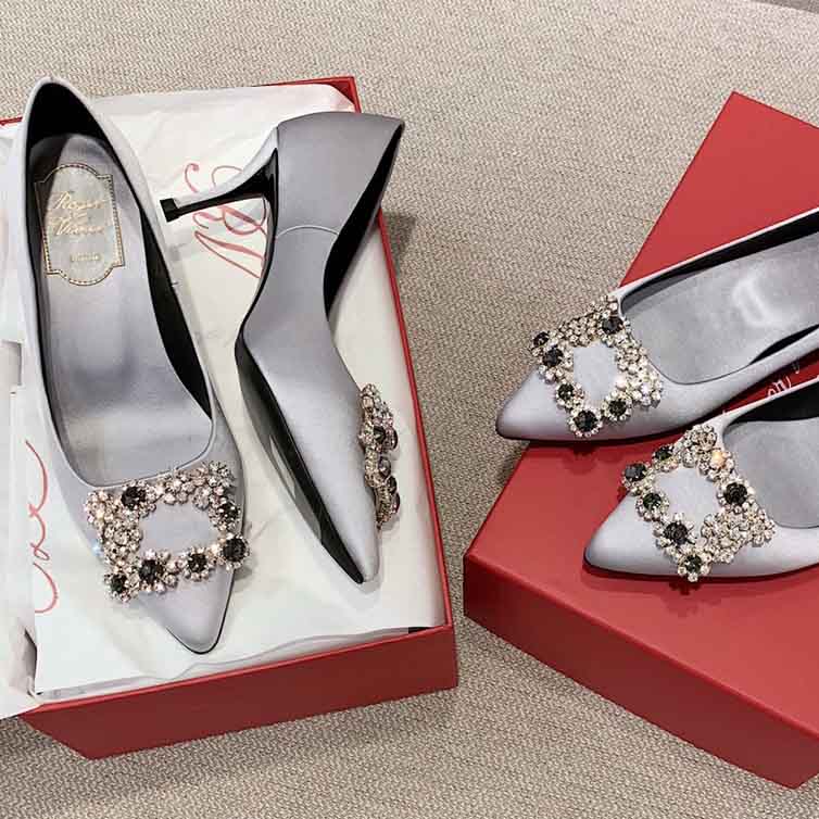 Roger Vivier Flower crystal-embellished satin pumps