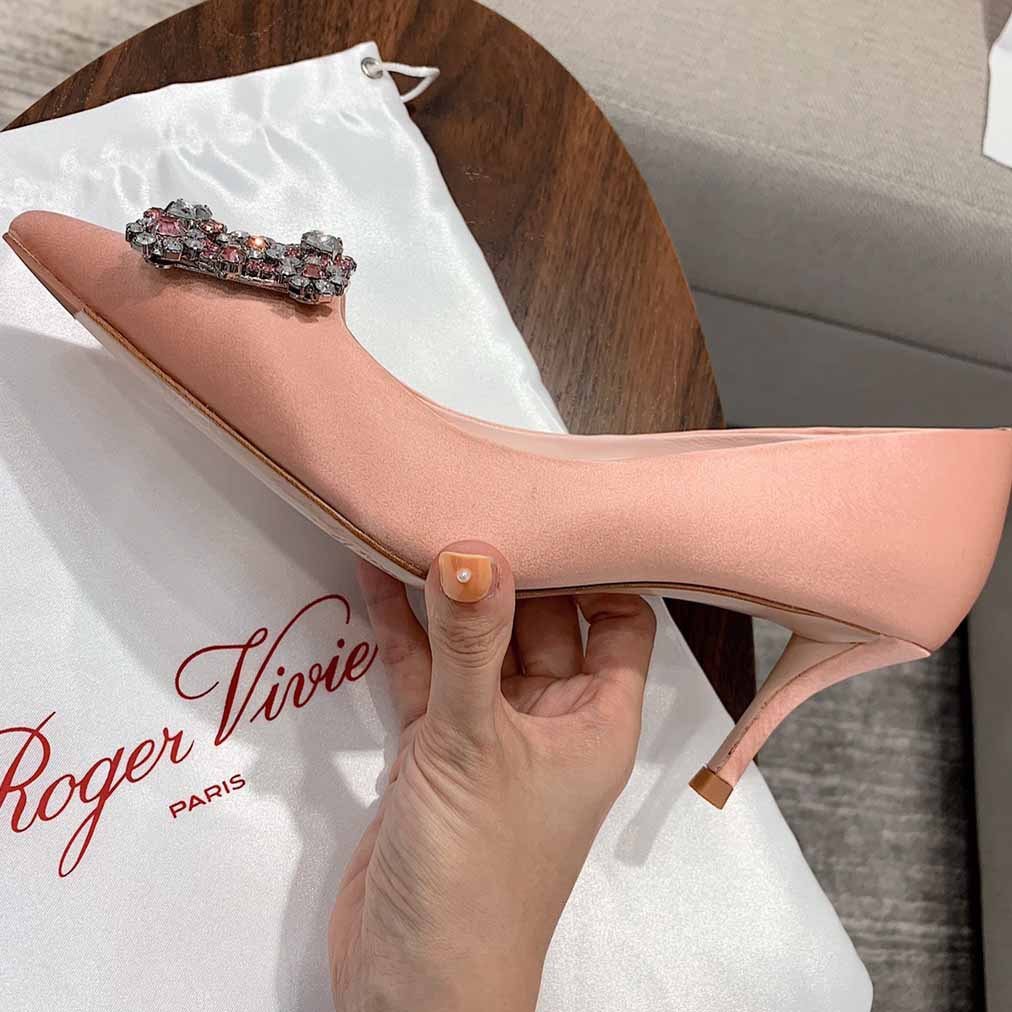 Roger Vivier Flower crystal-embellished satin pumps