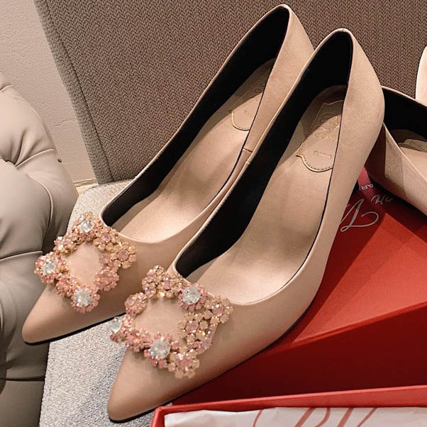 Roger Vivier Flower crystal-embellished satin pumps