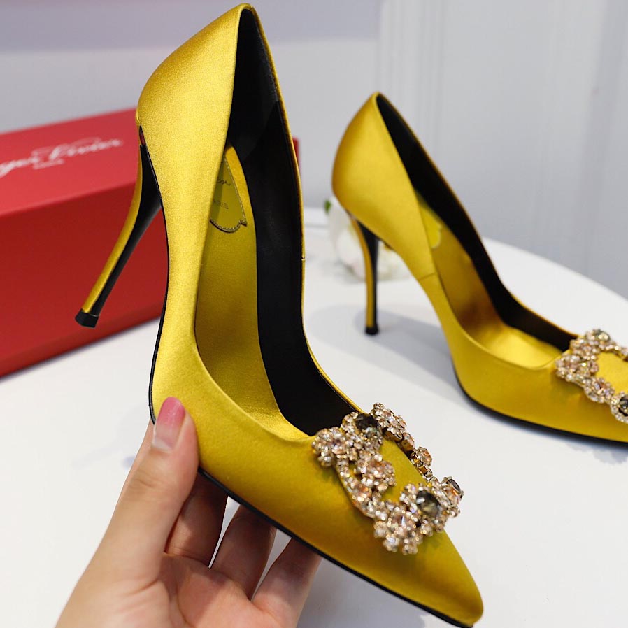 Roger Vivier Flower crystal-embellished satin pumps