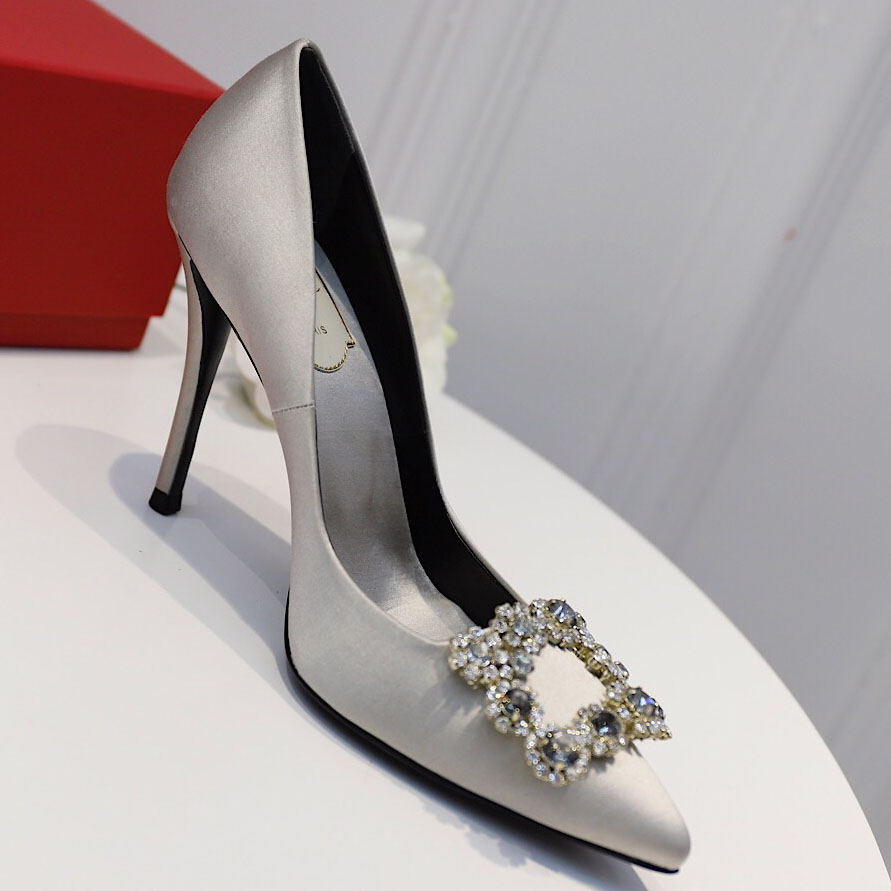 Roger Vivier Flower crystal-embellished satin pumps