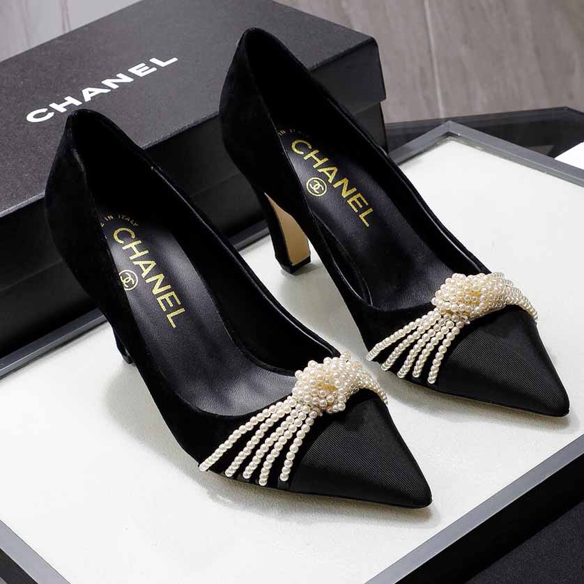 Chanel Pumps