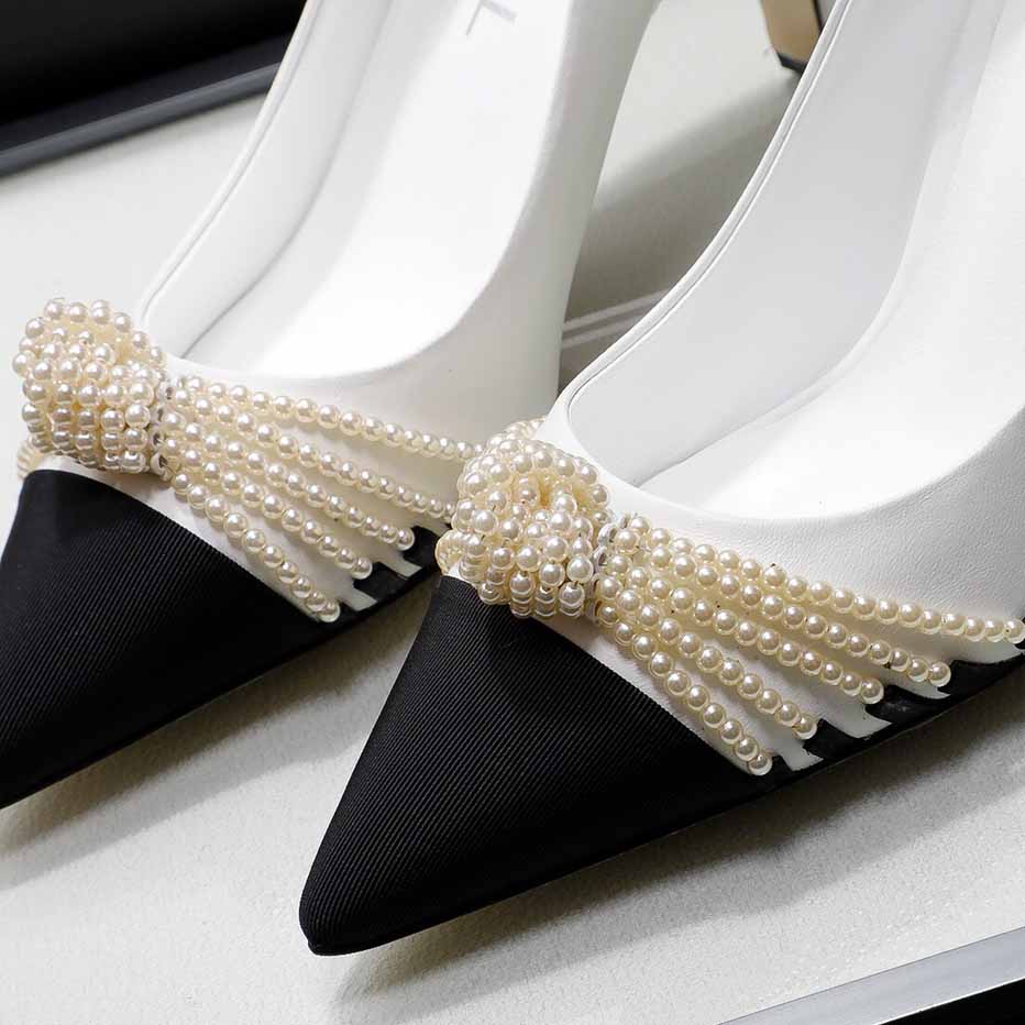 Chanel Pumps