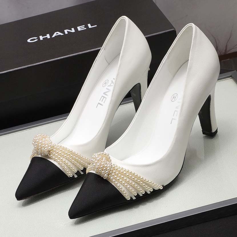 Chanel Pumps