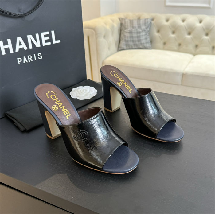 Chanel Women's Slides 95mm