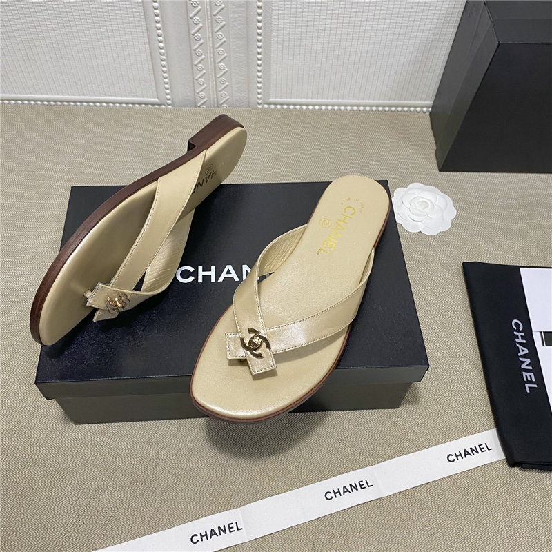 Chanel Thong sandals Mules