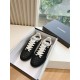 Chanel Women's Sneakers G281