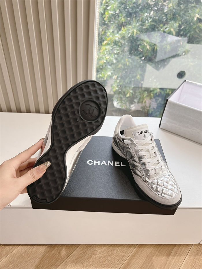 Chanel Women's Sneakers G281