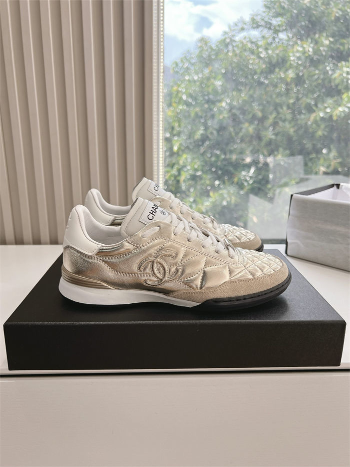 Chanel Women's Sneakers G281