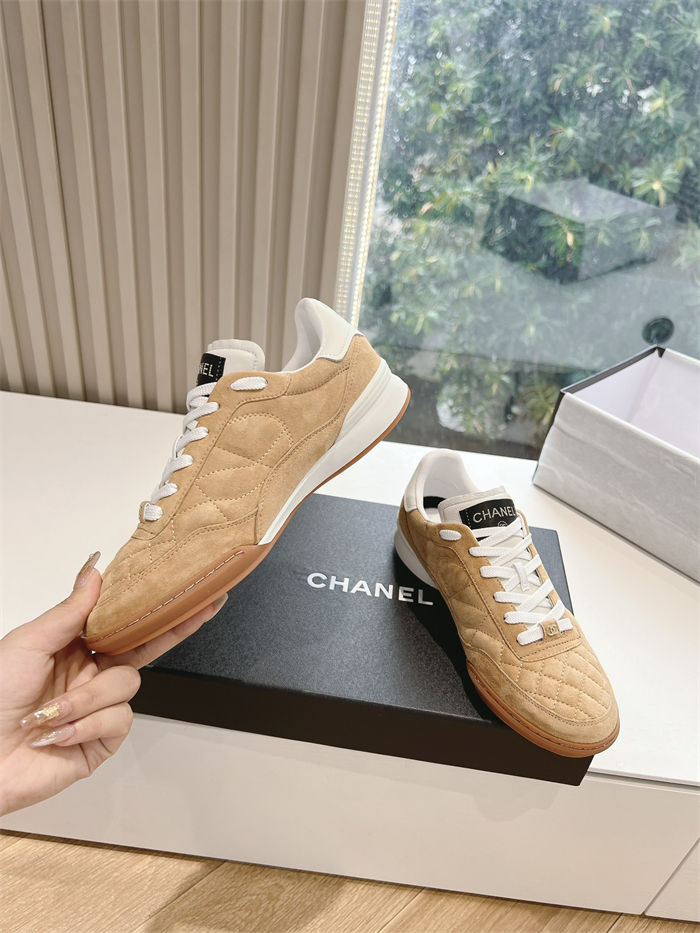 Chanel Women's Sneakers G281