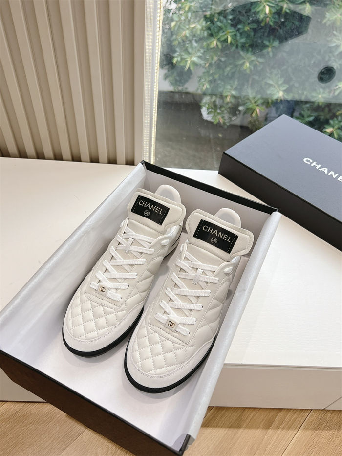 Chanel Women's Sneakers G281