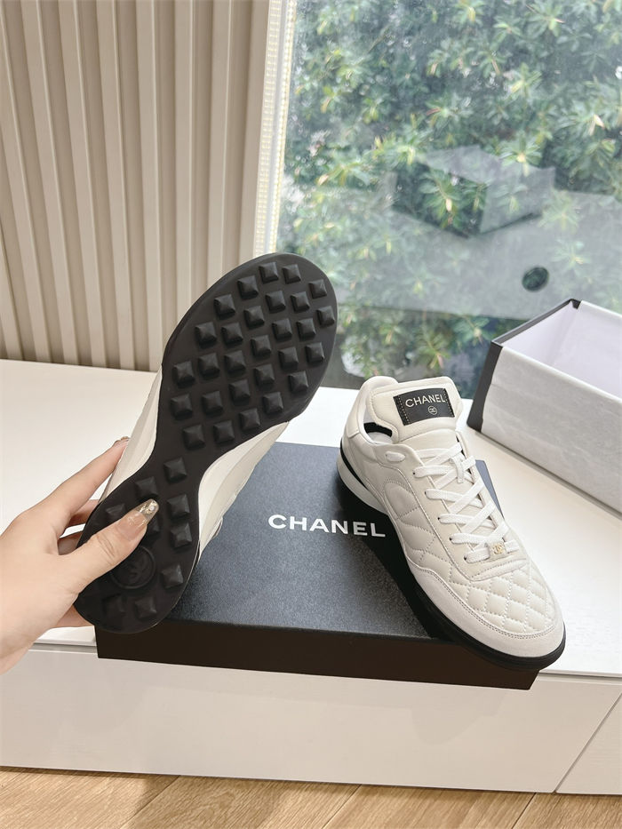 Chanel Women's Sneakers G281