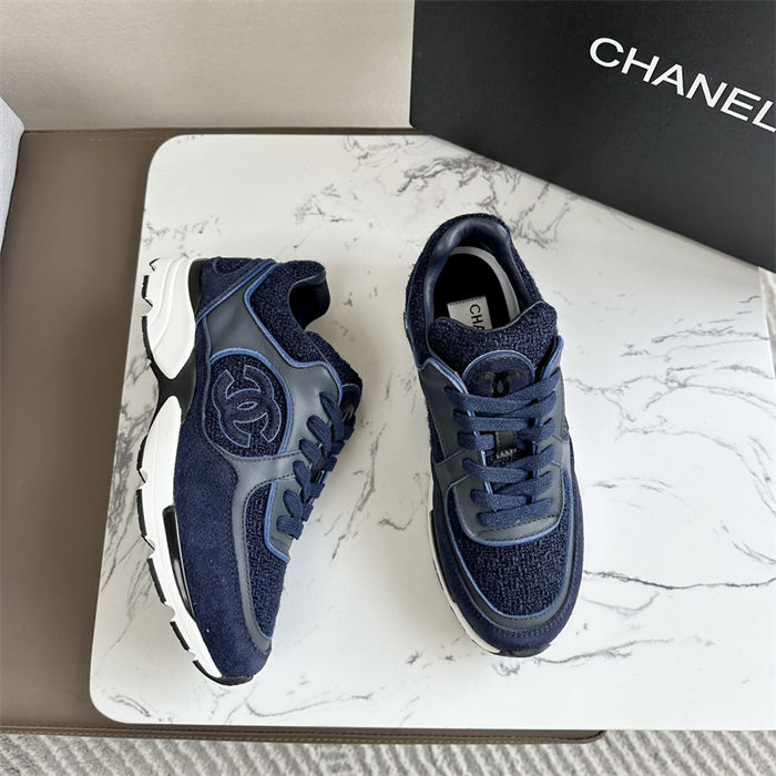 Chanel Women's Sneakers G39066