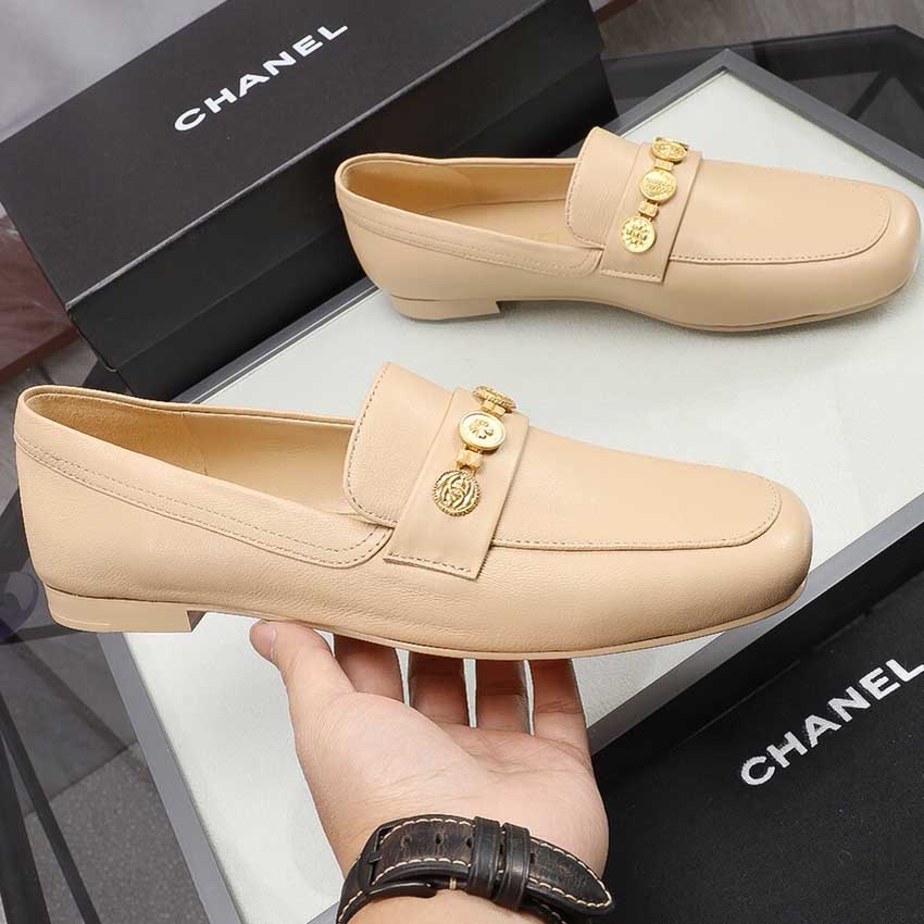 Chanel Lofers