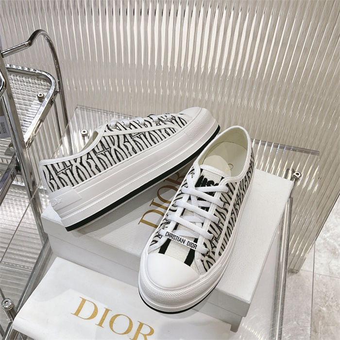 DIOR Walk'n'Dior Platform Sneaker