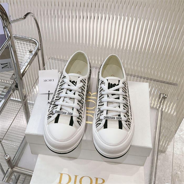 DIOR Walk'n'Dior Platform Sneaker