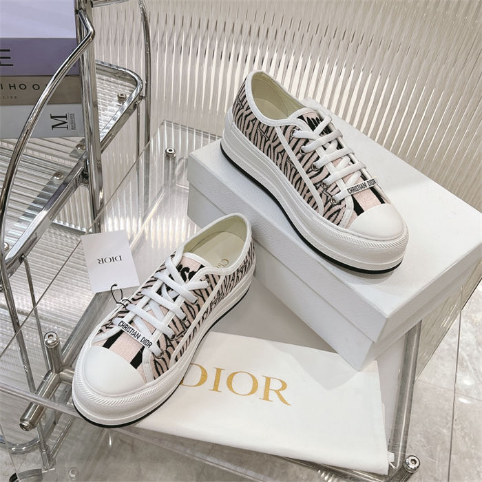 DIOR Walk'n'Dior Platform Sneaker