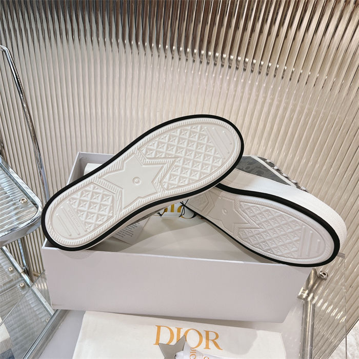 DIOR Walk'n'Dior Platform Sneaker