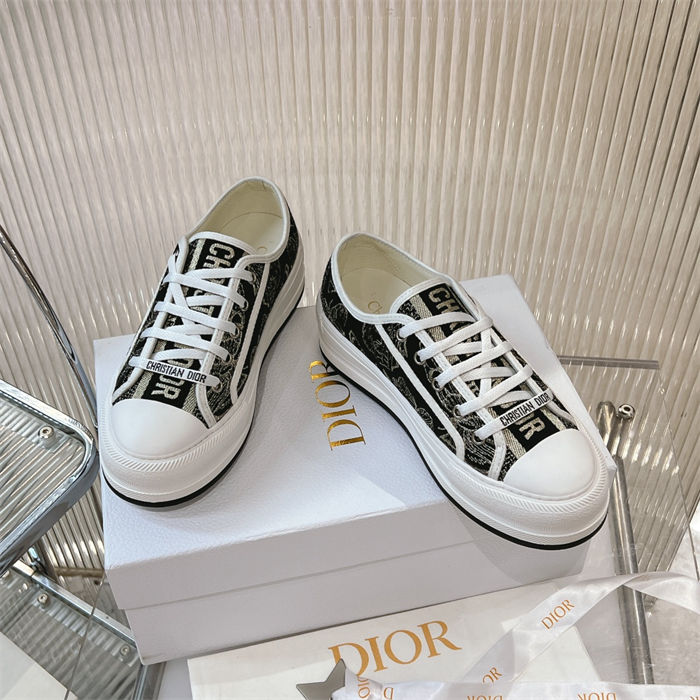 DIOR Walk'n'Dior Platform Sneaker