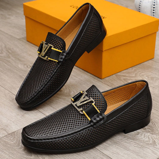 Louis Vuitton Men's loafer