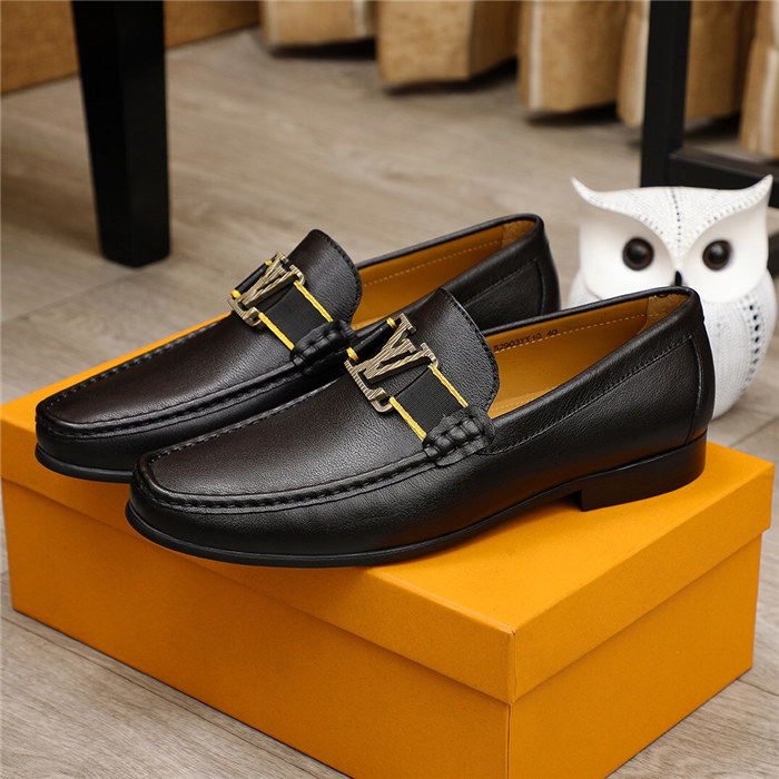 Louis Vuitton Men's loafer