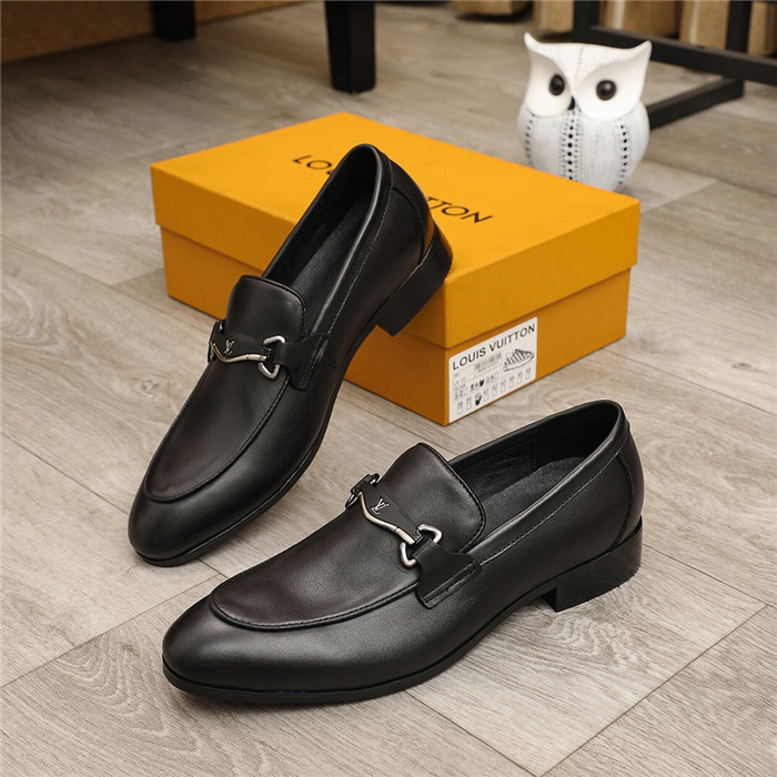 Louis Vuitton Men's loafer