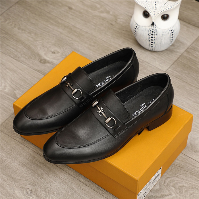 Louis Vuitton Men's loafer