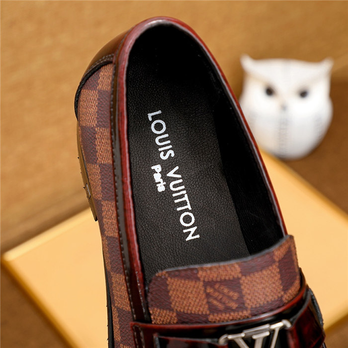 Louis Vuitton Men's loafer